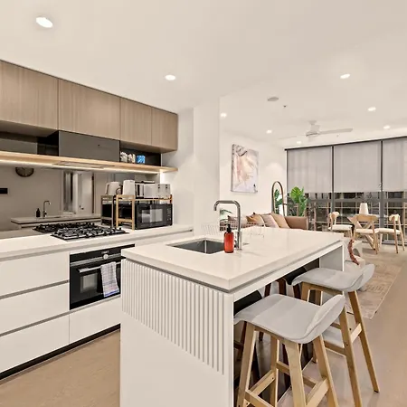 Apartment Queen's Wharf | South Bank & River Views | Pool *