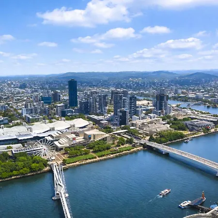 Crown's Jewel - Lv 53 Riverview Luxe On Qwr * Brisbane