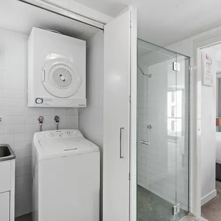 Retreat With Private Balcony Apartment Brisbane