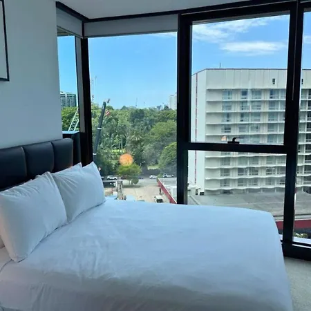 Spacious 2 Bedroom In The Heart Of Cbd