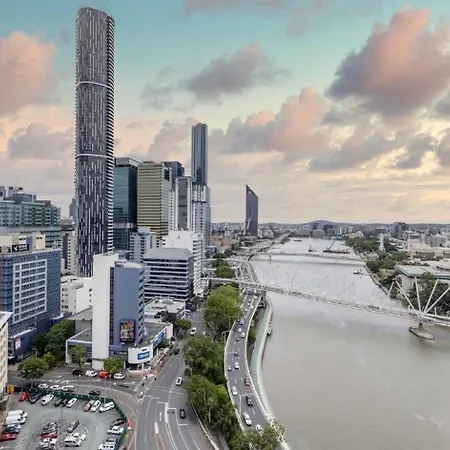 Quay To The City! Spacious, Stylish, * Brisbane