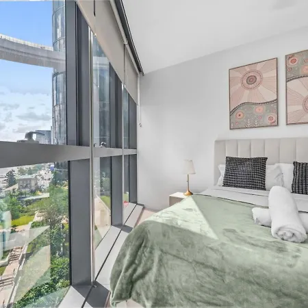 Iconic Queens Wharf 2br Prime Cbd Location * Brisbane
