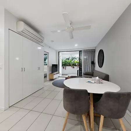 Apartment 1bed Pvte - Portside Wharf Location