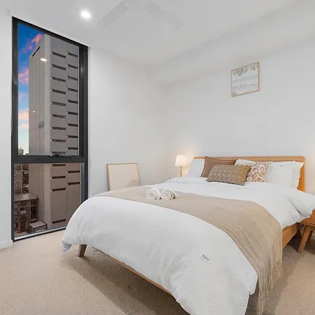 12th Floor Stadium View -2br-free Parking-cbd Brisbane