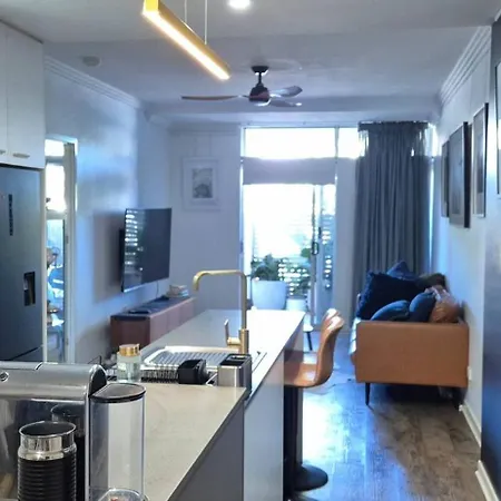 A Perfect Place To Hide Away With River Side Charm Brisbane