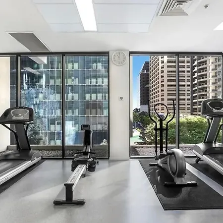 Cbd River With Free Carpark Apartment