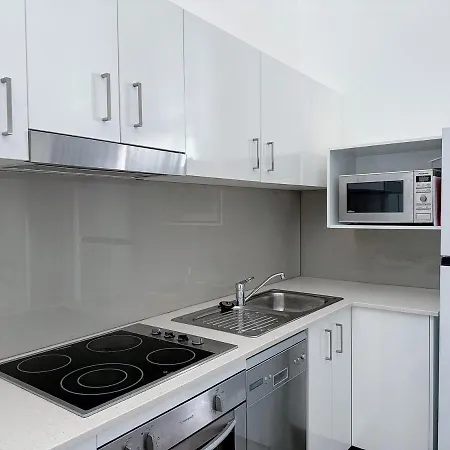 1br Loft Kangaroo Point Sleeps 4 Adults *