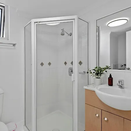 2br With Views, Balcony & Car Park