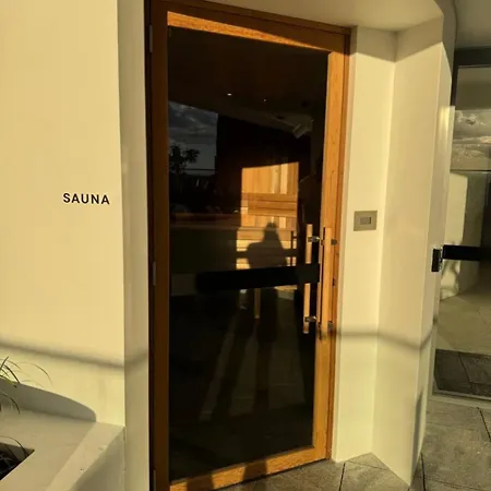 Lavish 3 Bedroom In Queens Wharf With Car Park *