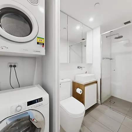 Corner 2 Bed With Views Level 11 - Fortitude Valley Apartment