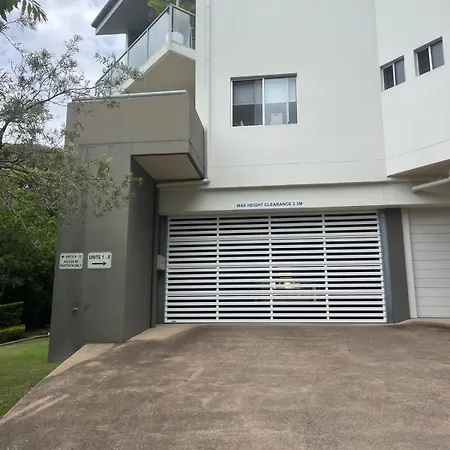 Lovely 3-bed With Alfresco Dining By Custom Hosting Apartment Brisbane