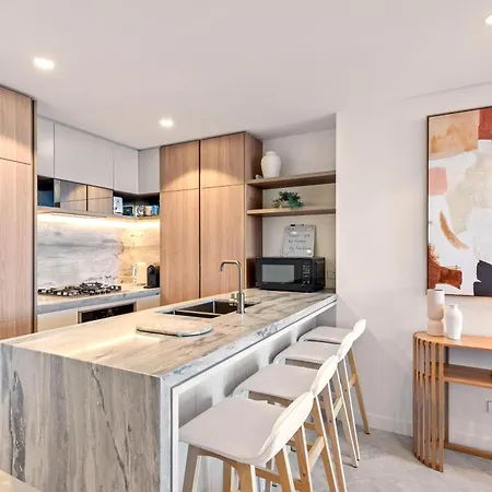 Queens Wharf | Lavish Gem, Majestic View, Parking! Apartment *