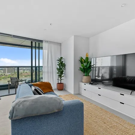 Premium Cbd Incredible River Views Brisbane