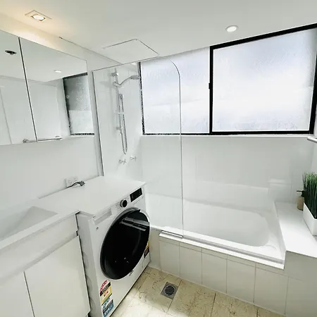Quay To The City! Spacious, Stylish,