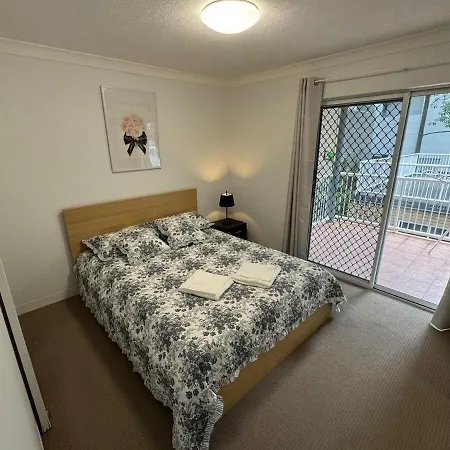 Apartment Russell Place Spacious 2br Balcony&garag *