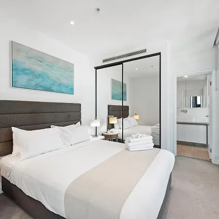 Apartment Skyline In Fortitude Valley