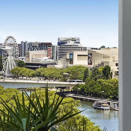 Retreat With Private Balcony Brisbane