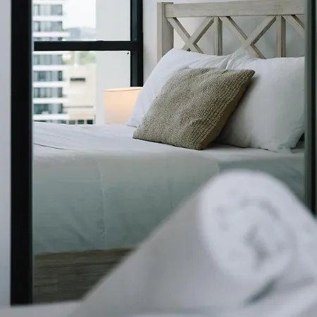 The Cityscape Pad With 2br, 3-bed & Free Parking Apartment Brisbane