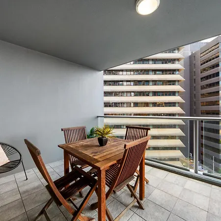 Bridge Views - Sleeps 8 - Cbd - Pool, Gym & Parking * Brisbane