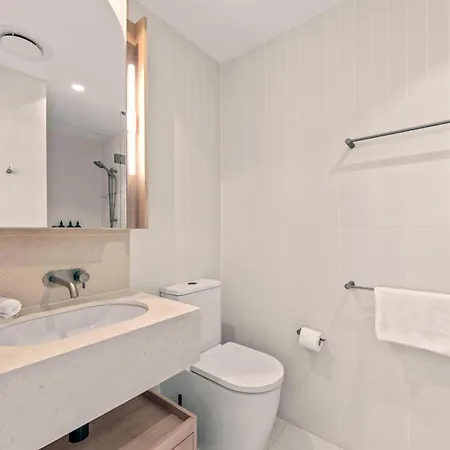 Queens Wharf 3br With 2 Parking Apartment