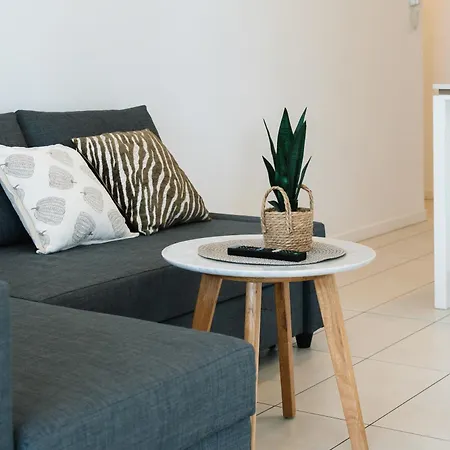 The Cityscape Pad With 2br, 3-bed & Free Parking Apartment