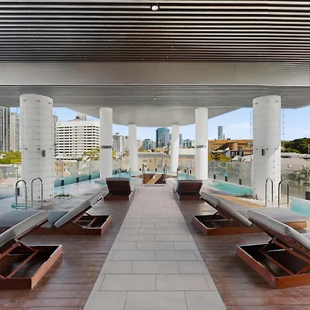 Corner 2 Bed With Views Level 11 - Fortitude Valley