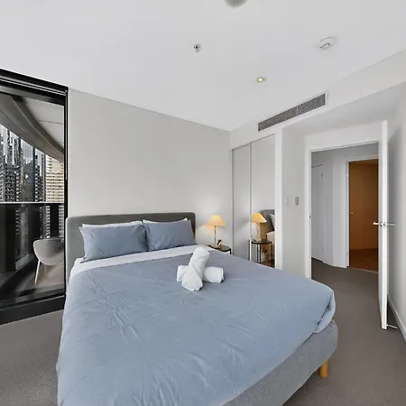 Level 15 Skytower 2br Cbd Retreat Apartment Brisbane