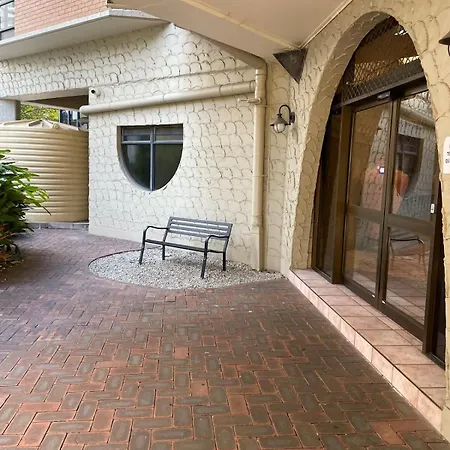 Large 2 Bed 2 Bath 1 Park Inner Location Apartment *