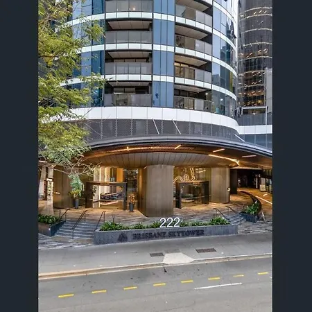 Level 15 Skytower 2br Cbd Retreat *