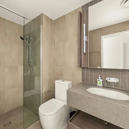Apartment Lavish 3 Bedroom In Queens Wharf With Car Park Brisbane