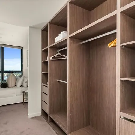 Apartment Lavish 3 Bedroom In Queens Wharf With Car Park