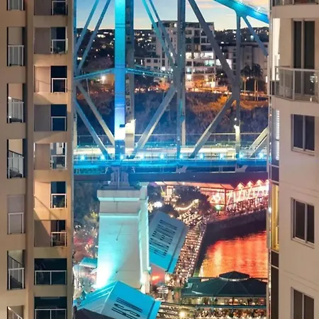 Skyline Escape - 3 Bedroom With River Views
