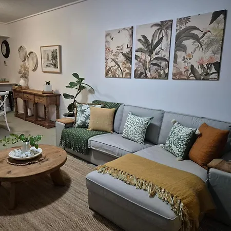 Tropical Escape Apartment