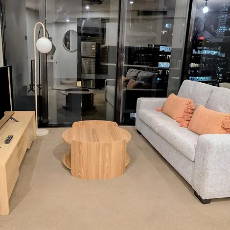 Apartment Premium Unit W/ Rooftop Pool In The Heart *