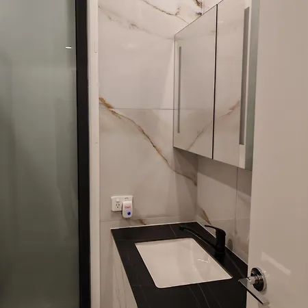 Serenity Sunnybank Hills 2-bedroom With Kitchen