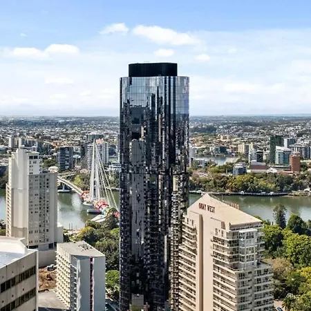 Lavish 3 Bedroom In Queens Wharf With Car Park Brisbane