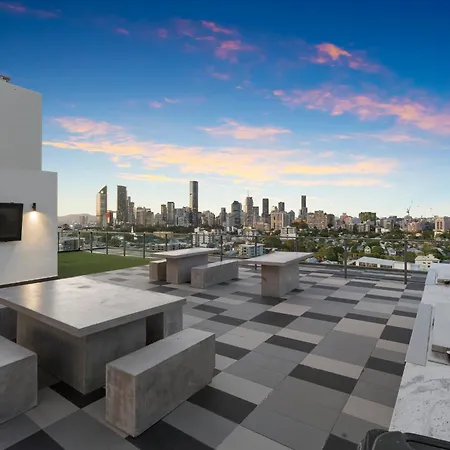 12th Floor Stadium View -2br-free Parking-cbd * Brisbane