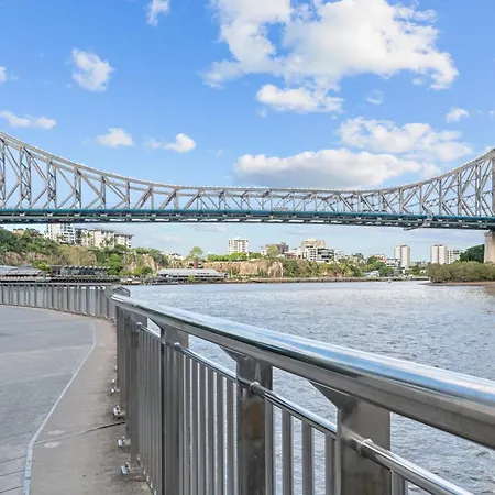 Quay West Apartment Brisbane