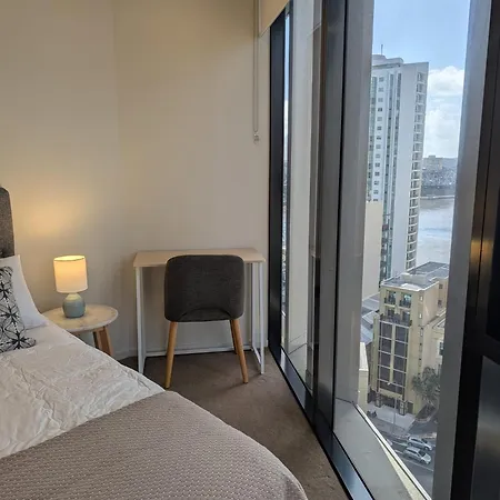Premium Unit W/ Rooftop Pool In The Heart Apartment Brisbane