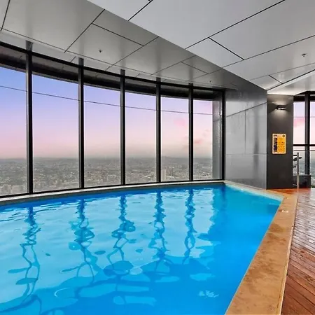 Level 15 Skytower 2br Cbd Retreat Apartment