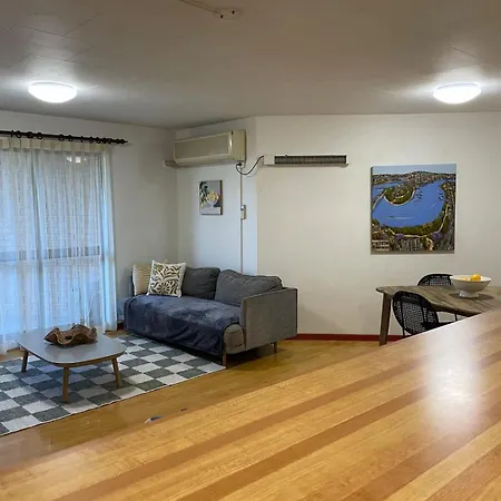 Large 2 Bed 2 Bath 1 Park Inner Location Apartment Brisbane