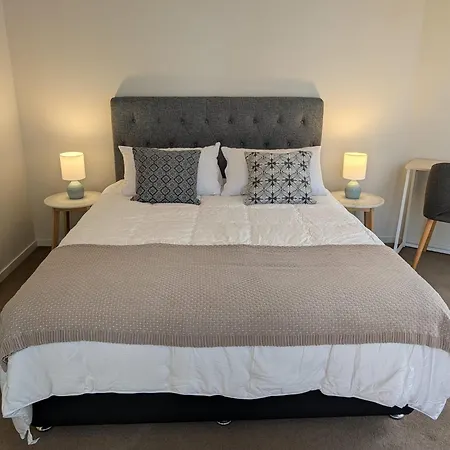 Premium Unit W/ Rooftop Pool In The Heart Apartment Brisbane