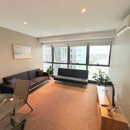 River View Pool Gym Apartment