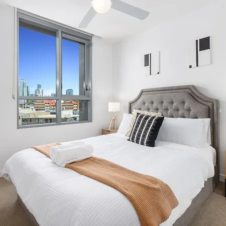 The Ukiyo Valley 2br Free Parking & Pool Apartment *
