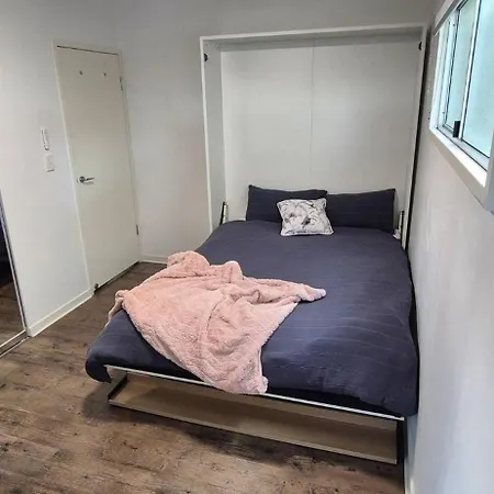 A Perfect Place To Hide Away With River Side Charm * Brisbane