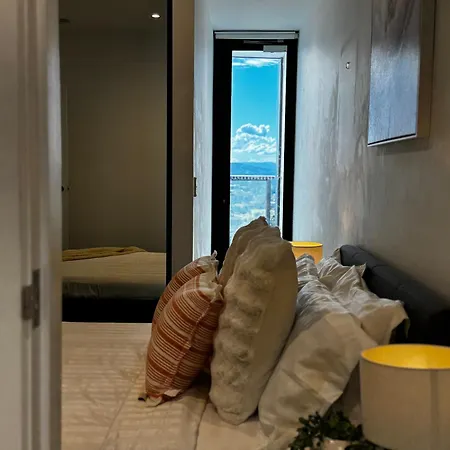 Fortitude Valley By Flatiron High Floor 2bd Apartment