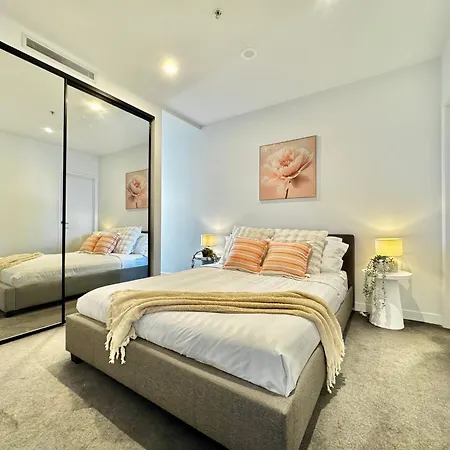 Apartment Fortitude Valley By Flatiron High Floor 2bd