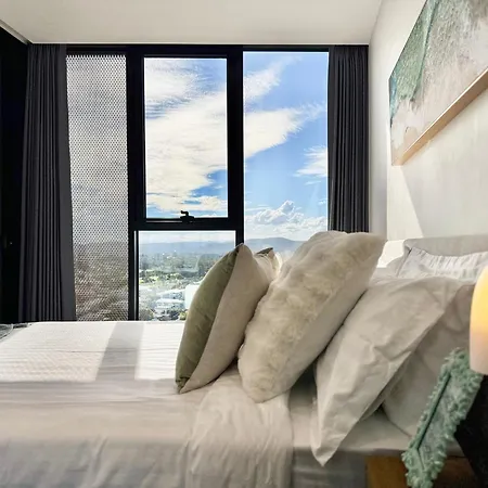 Fortitude Valley By Flatiron High Floor 2bd Apartment