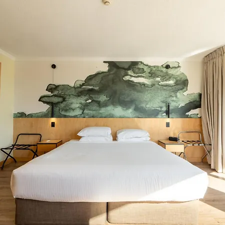 Abbey On Roma & 4* Brisbane