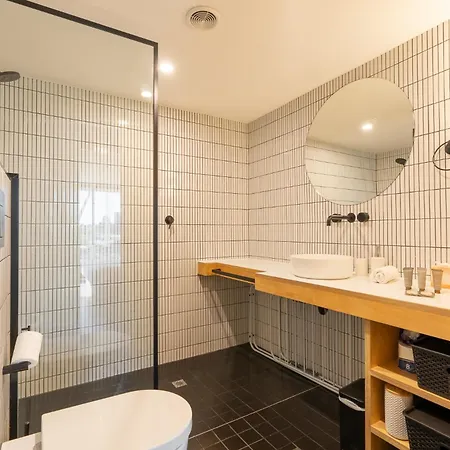 Abbey On Roma & 4* Brisbane